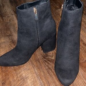 Womens heeled boots